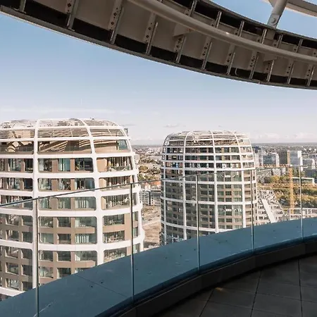 Skau Sky Park Pearl 17 Floor Panoramic View Free Parking Apartment Bratislava